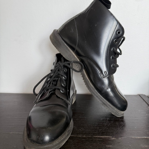 Dr Martens Emmeline Boots in Black ~ Size 37 or UK 4 - Picture 3 of 8